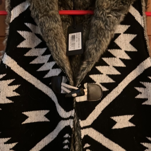 Woman MISS ME Vest Size Large NWT - Picture 2 of 6